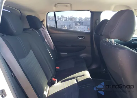 2018 Nissan Leaf S z USA, uszkodzony, nr VIN 1N4AZ1CP7JC304053